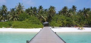 Nalaguraidhoo Beach | Dr. Peter Schmidt, Nalaguraidhoo Strand Lagune Südseite, CC BY-SA 3.0