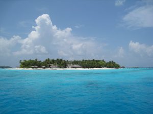 Reethi Beach | Image Credit: Michael Hobi, Reethi Beach Maldives, CC BY-SA 3.0