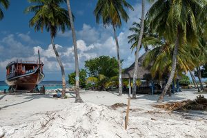 beach_in_Maldives