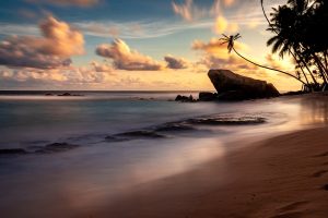 Wijaya_beach_Unawatuna_Sri_Lanka